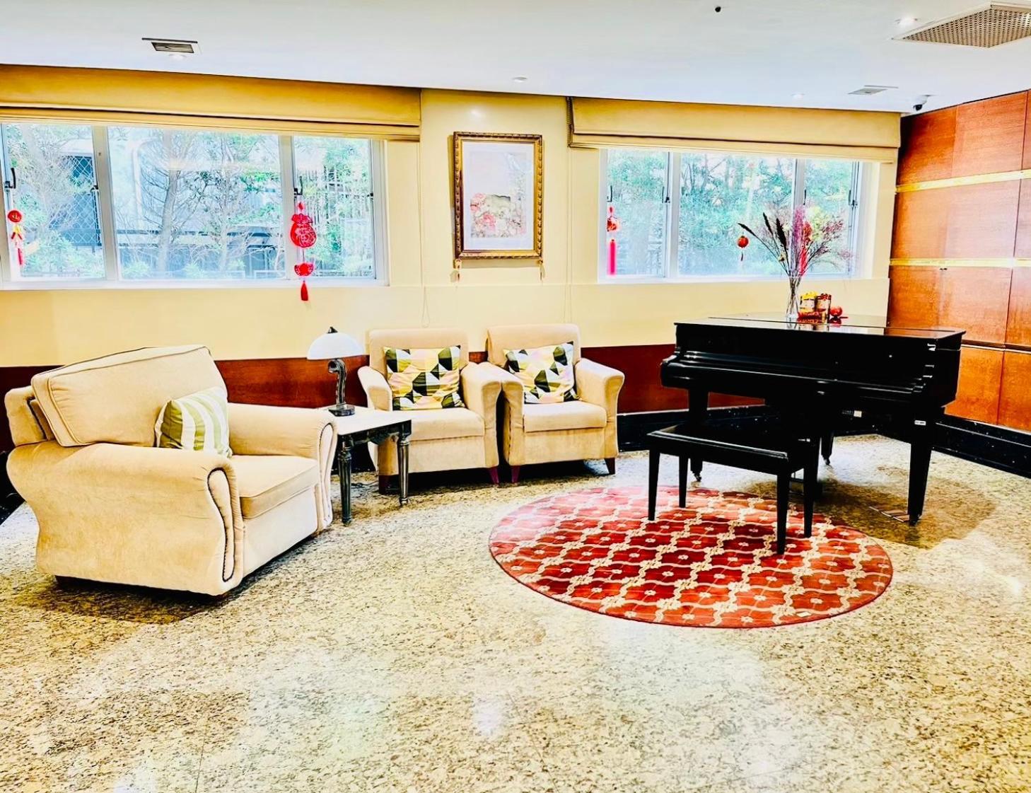 Hualien Charming City Hotel Bagian luar foto