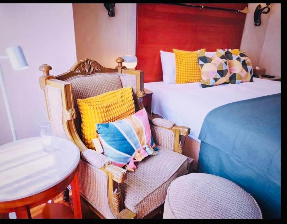 Hualien Charming City Hotel Bagian luar foto