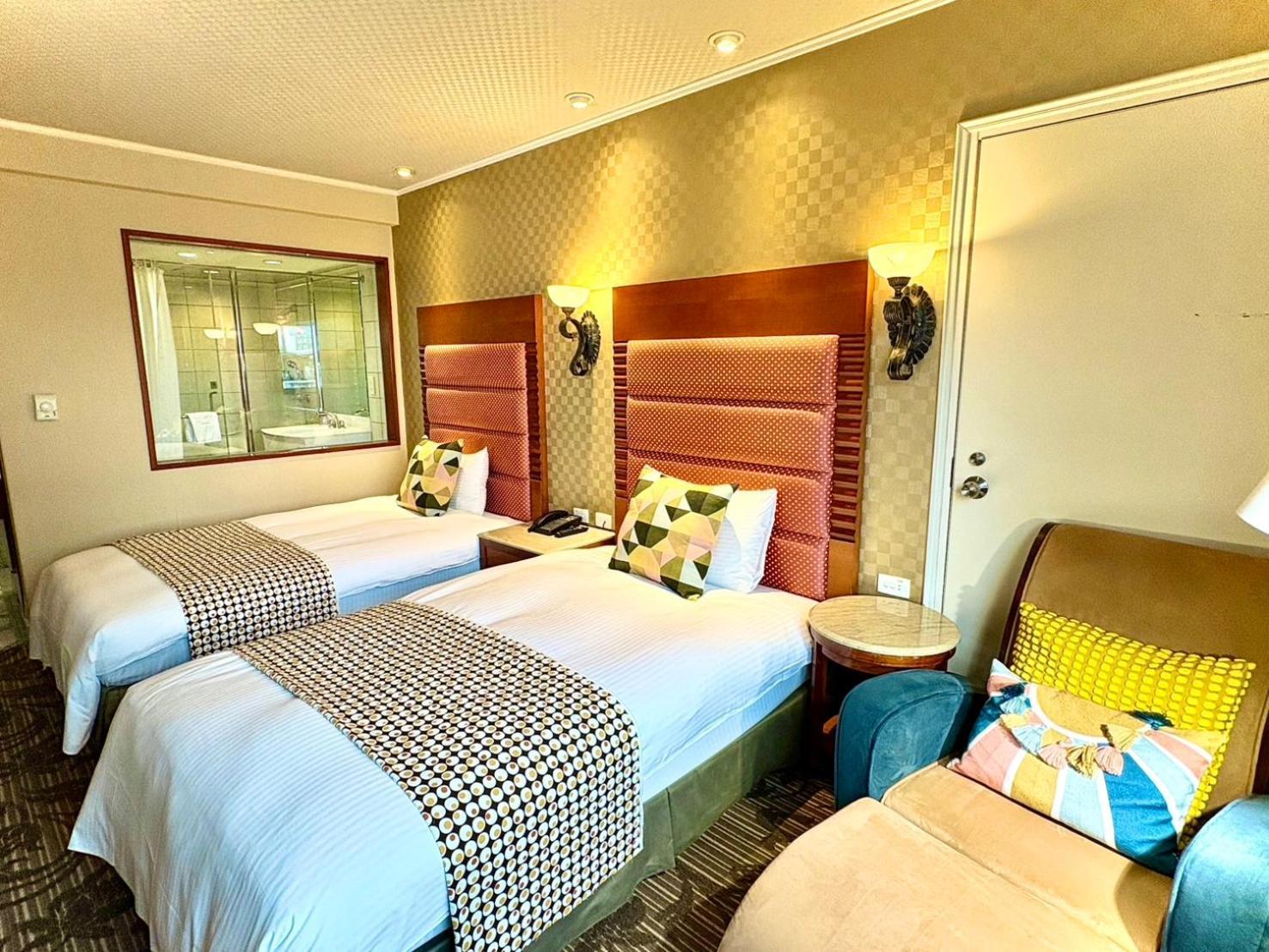 Hualien Charming City Hotel Bagian luar foto