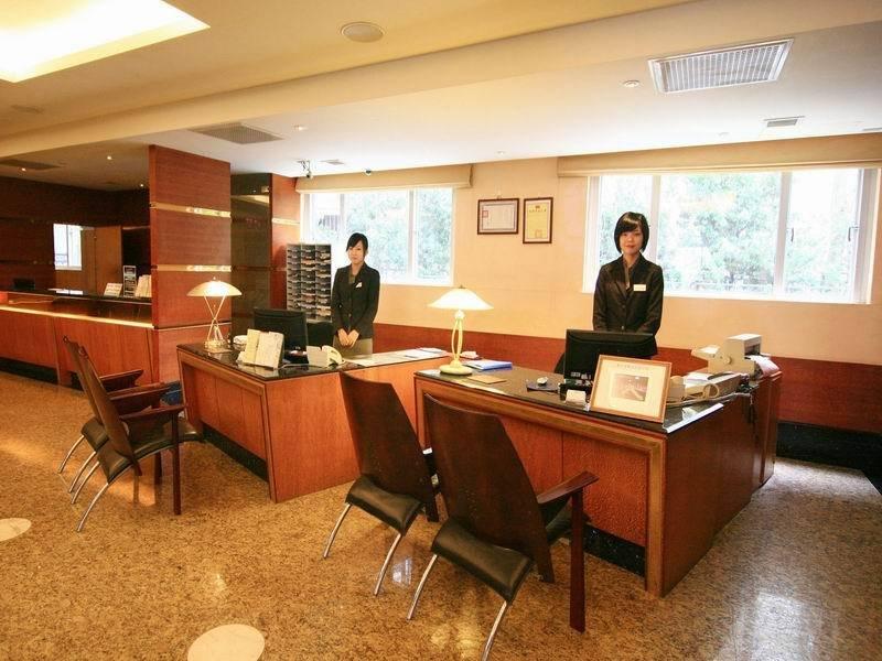 Hualien Charming City Hotel Bagian luar foto