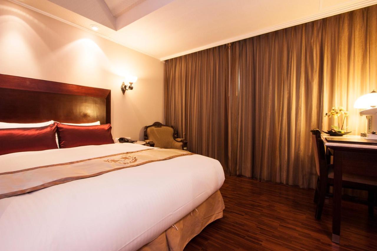 Hualien Charming City Hotel Bagian luar foto