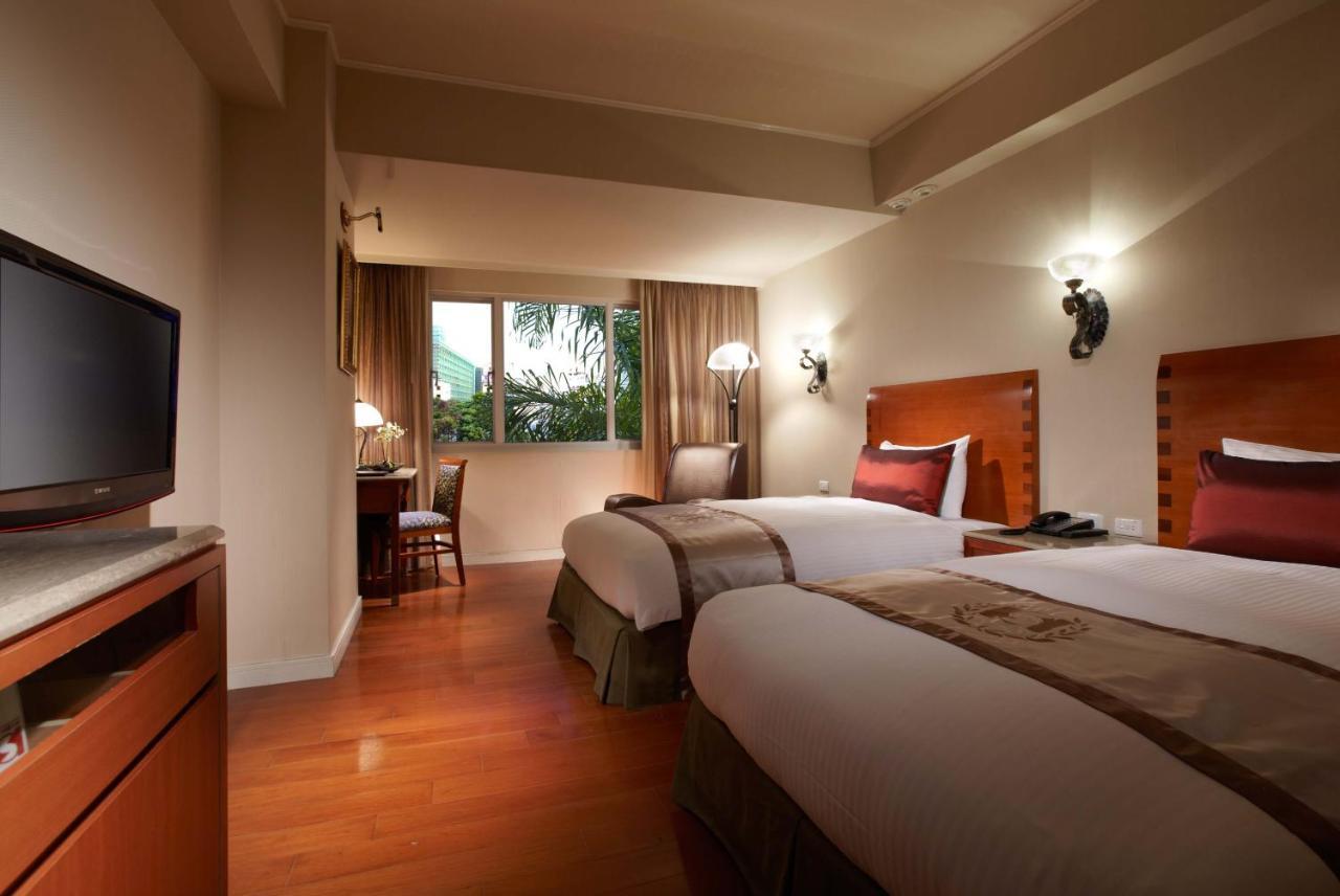 Hualien Charming City Hotel Bagian luar foto